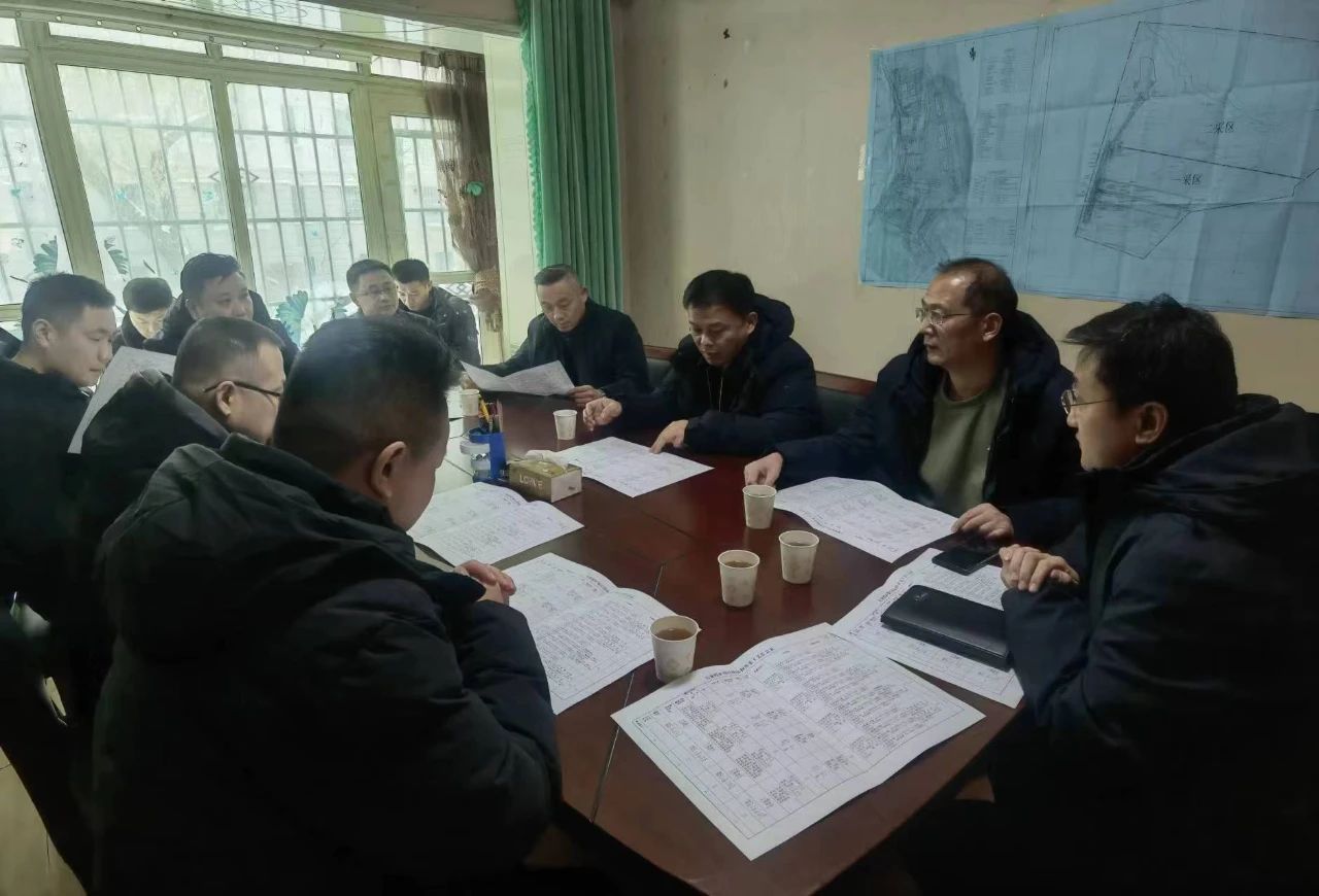 李曉東到新疆調(diào)研督導(dǎo)煤礦建設(shè)推進(jìn)工作，并慰問駐疆干部職工1